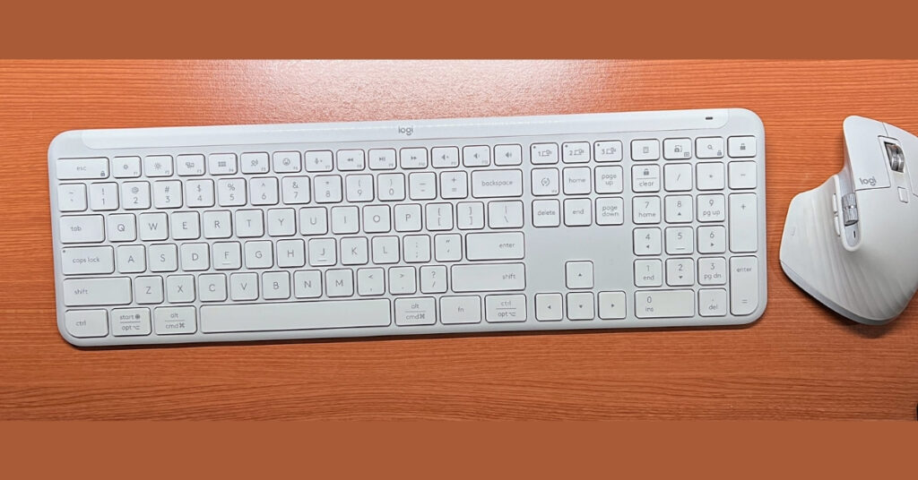 Logitech Signature Slim Keyboard