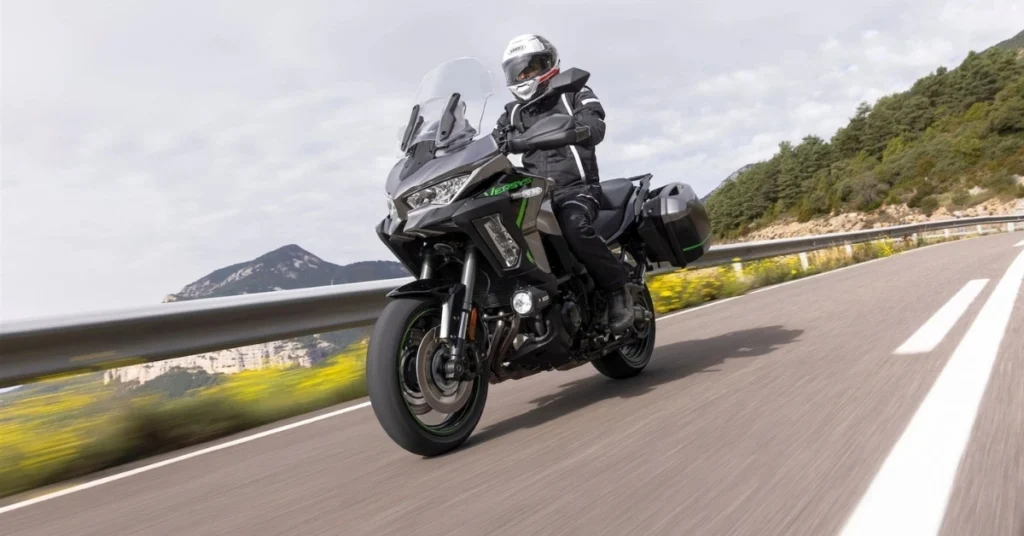 Kawasaki Versys 1100 Adventure