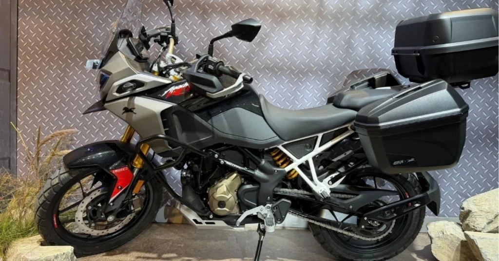 TVS Apache RTX 300